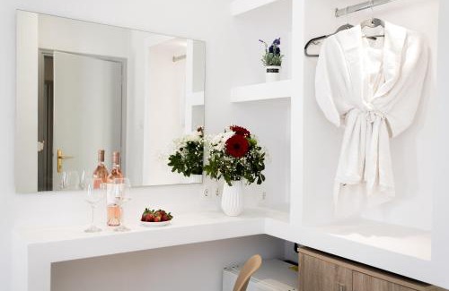 Little Venice Apartamento | Myconian Little Venice Elite Suites with Sea View