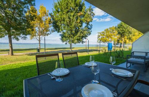 Siofok Apartamento | MyFlat Sunset Beach66 Premium Apartment