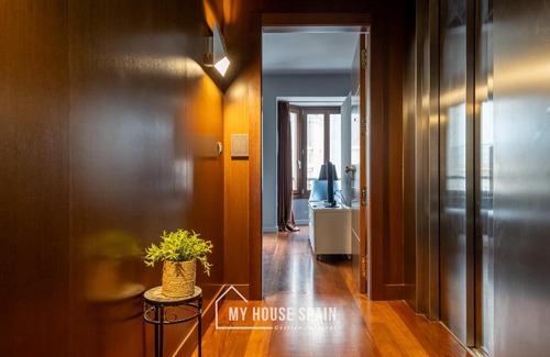 Centro de la ciudad de Gijón Apartamento | MyHouseSpain - Apartamentos Moros 41