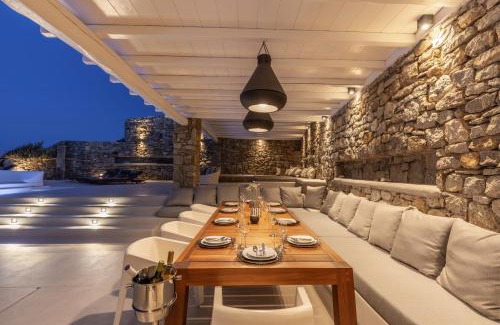 Kanalia Apartamento | Mykonos Actor’s Villa. 3 bedrooms, private pool.