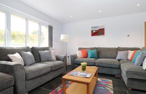 Pendeen Casa | Myles View
