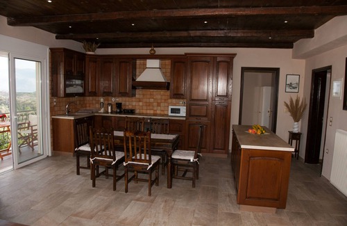 Paliki Casa | MYLOS MAKIS
