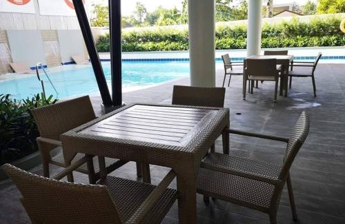 Mandurriao Apartamento | MyOneSpace4u at One Spatial Condo Hotel