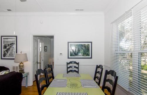 Edisto Island Casa | Myra's Cottage
