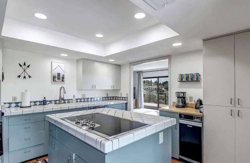 Cottonwood-Verde Village Casa | Private Escape w/ Amazing Views, Patio & BBQ Grill