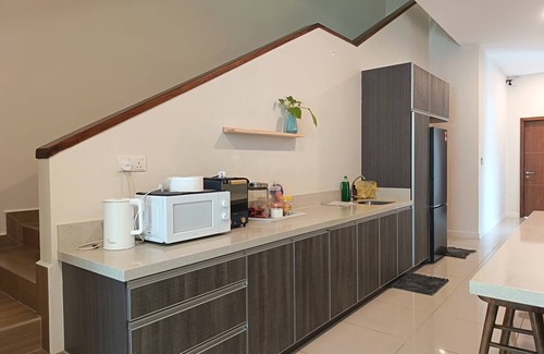 Downtown George Town Casa | myRoom at 11 J Adams