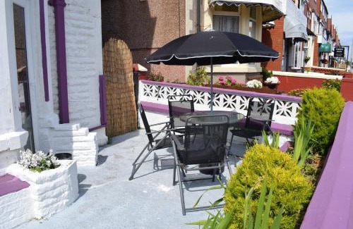 Blackpool Town Center Casa | MyRoomz Orchid Hotel