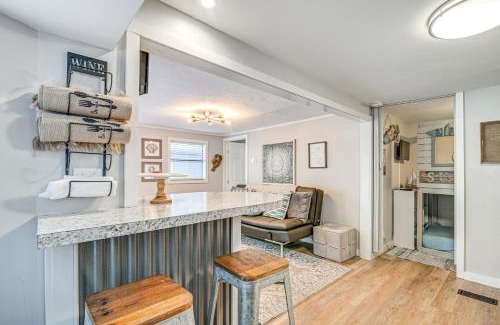 Myrtle Beach Casa | Myrtle Beach Coastal Cabana with Resort Amenities!