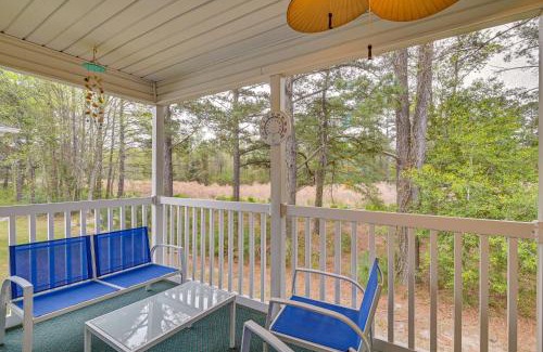 Carolina Forest Apartamento | Myrtle Beach Golf Course Condo with Pool Access!