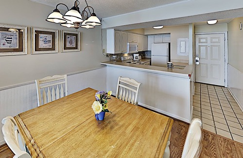 The Dunes Condominio | Myrtle Beach Retreat | Ocean Views | Pool Access | SBC 1022