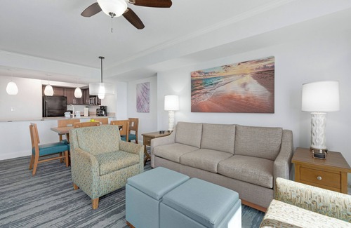 Cherry Grove Beach Complejo | Myrtle Beach, SC: 2 habitaciones Deluxe Boulevard View: Lazy River, Beach & More!
