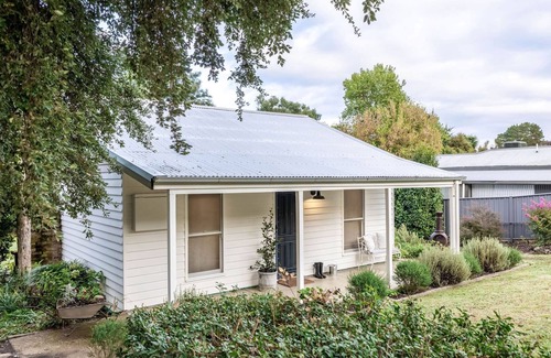 Myrtleford Casa | Myrtle Creek Cottage