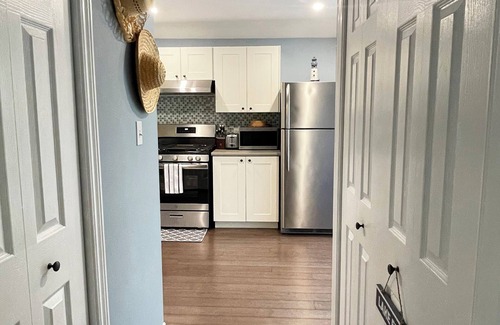 Crystal Beach Cabaña | Myrtle's Paradise: 2BD 1BA Cozy Cottage Minutes to Crystal Beach
