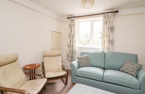 Knighton Casa | Myrtle Villa