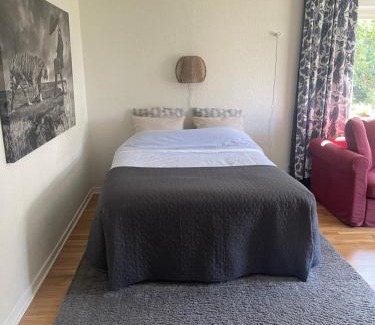 Uddevalla Apartamento | Mysig lägenhet, nära det mesta!