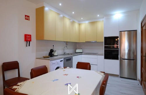 Peso da Regua Apartamento | MyStay - Oliveira Douro House | Apt w/ balcony