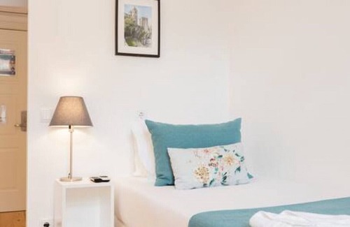 Centro / Baixa Hotel | MyStay - Porto Batalha single room with balcony