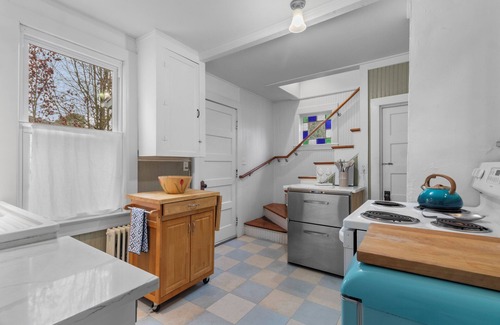 Mystic - New London Casa | Mystic Bungalow. Downtown Mystic