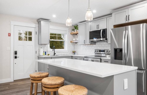 Mystic - New London Apartamento | Mystic Hilltop Haven: Close Walk to Downtown