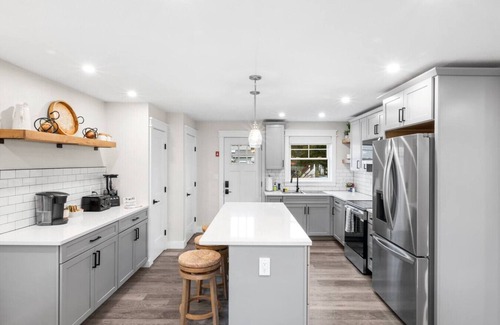 Mystic - New London Apartamento | Mystic Hilltop Haven: Close Walk to Downtown