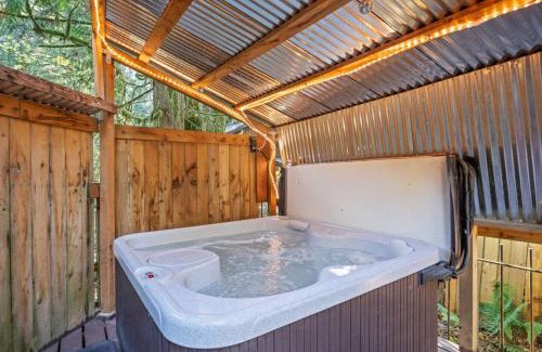 Zigzag Casa | Mystic Mountain