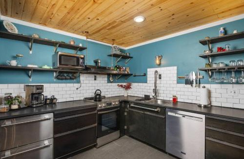 Zigzag Casa | Mystic Mountain