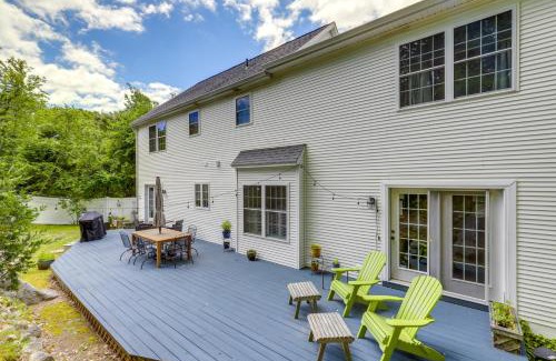 Old Mystic Casa | Mystic Retreat with Patio and Grill Walk to River!