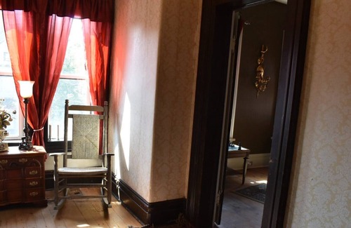 New Castle Cama Y Desayuno | Mystic Rose Room
