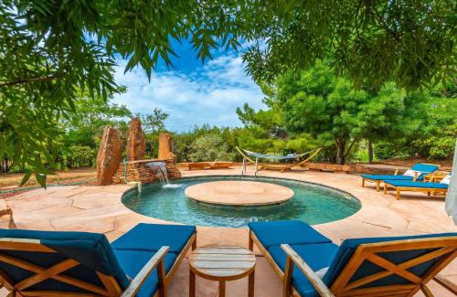 West Sedona Casa | Mystic Sunset by AvantStay Thunder Mountain View Pool Driving Range Casita