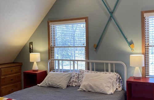 Lakeside Casa | Mystic Treefort- A Spacious Home inside the gates of Lakeside Ohio