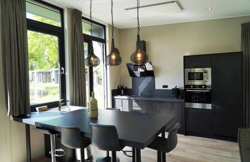 Kaatsheuvel Casa | Detached chalet with 3 bedrooms