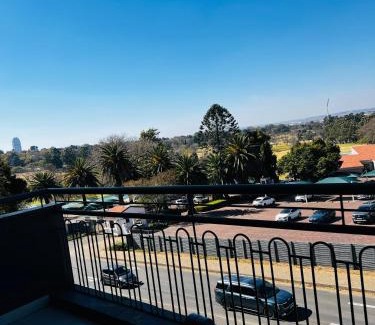 Greater Johannesburg Metropolitan Area Apartamento | N&N Accommodation Sandton