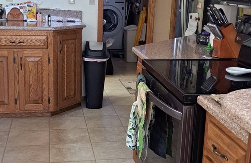 Green Bay Condominio | Spacious 3-bedroom condo on Lake Largo in nice Green Bay, Wisconsin