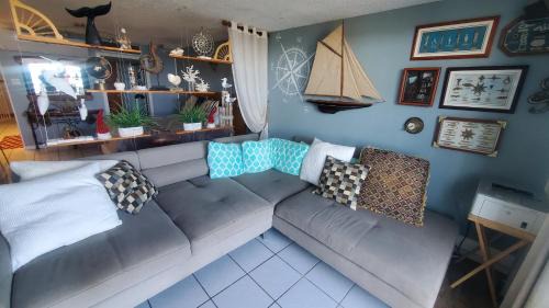 Cabezas Apartamento | NAÜTIK, Ocean Front! Great view