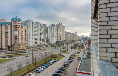Ozero Dolgoe Apartamento | Na Komendantskom 25 Apartment
