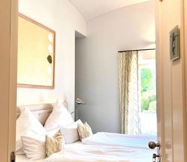 Euskirchen Hotel | Nachtquartier Burg Flamersheim