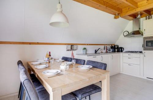 Zwiggelte Casa | Nachtzwaluw I Huisje met Buiten Zitplek