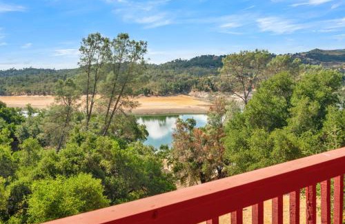 Oak Shores Casa | Naci Lakeview Retreat