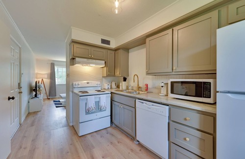 Nacogdoches Condominio | Nacogdoches Condo Half-Mi to SFA: Pets Welcome