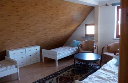 Biała Olecka Casa | Nad stawem