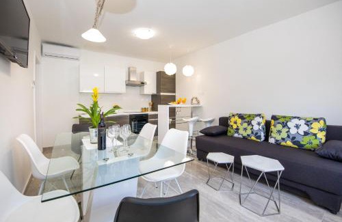 Montovjerna Apartamento | Nada 3