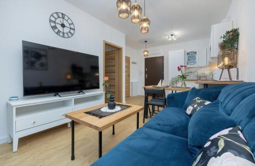 Gaski Apartamento | Nadbrzeżna Apartment with Terrace Gąski by Noclegi Renters