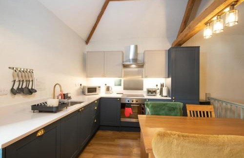 Crowdecote Casa | Nadin Cottage