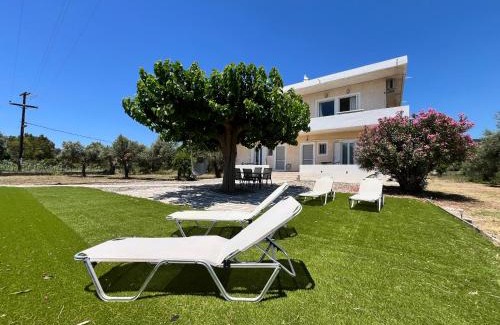 Marathias Casa | Nafpaktos PebBle Apartments in Marathias
