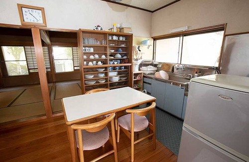 Kumano Hotel | NAGI Onestoried old folk house for rent 4 rooms / Kumano Mie