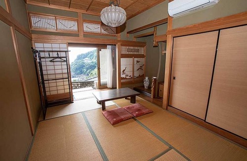 Kumano Hotel | NAGI Onestoried old folk house for rent 4 rooms / Kumano Mie