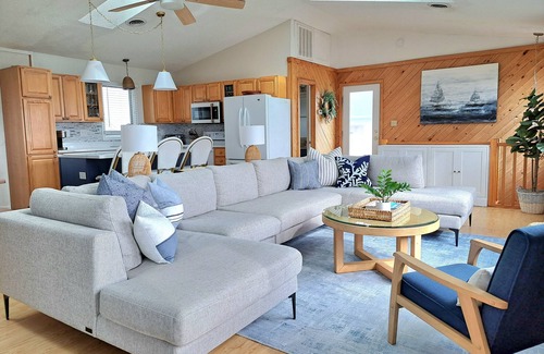 South Nags Head Casa | Nags Head, vista al mar, pasos de la playa, jacuzzi, COMIDA COMPLETA