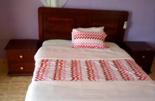 Ngoma Otro | Nahubwe Safari Lodge
