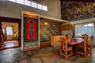 Naivasha Cabina | Naivasha Kongoni Lodge - Lakefront Getaway