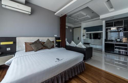 Chamkar Mon Hotel | Naki Suites @ Silvertown